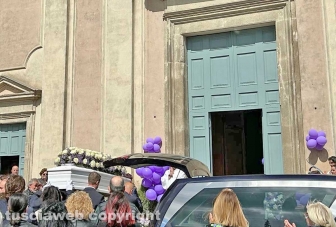 Ronciglione - Il funerale nella piccola Cecilia