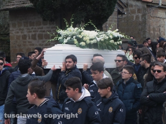 Castel Sant\'Elia - Una folla immensa ai funerali di Luca Graziosi