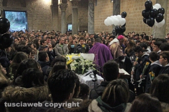 Castel Sant\'Elia - Una folla immensa ai funerali di Luca Graziosi