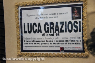 Castel Sant\'Elia - Una folla immensa ai funerali di Luca Graziosi