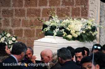 Castel Sant\'Elia - Una folla immensa ai funerali di Luca Graziosi