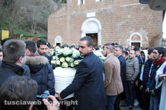 Castel Sant\'Elia - Una folla immensa ai funerali di Luca Graziosi