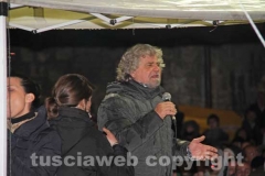 Movimento 5 stelle - Una folla immensa per Grillo