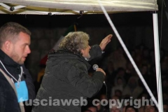 Movimento 5 stelle - Una folla immensa per Grillo