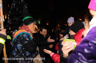 Viterbo - 2015 - Una grande folla per la Befana 115
