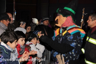 Viterbo - 2015 - Una grande folla per la Befana 115