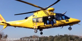 Civita Castellana - Uomo giù da ponte Clementino