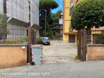 Viterbo - Il palazzo in via Monte Cengio