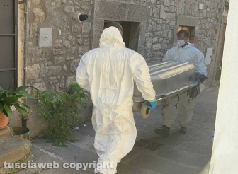 Viterbo - Uomo morto in via Zelli Pazzaglia