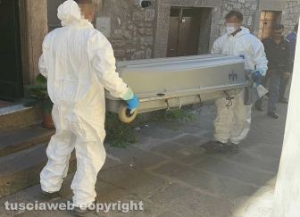 Viterbo - Uomo morto in via Zelli Pazzaglia