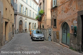 Via Annio