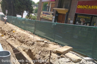 Via Cairoli, sopralluogo con i commercianti