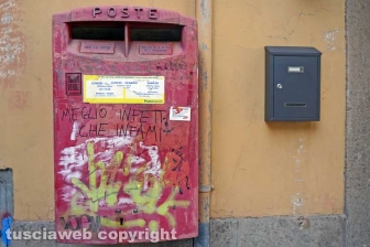 Via Cairoli