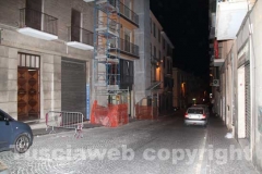 Via Garibaldi a ostacoli - L\'impalcatura