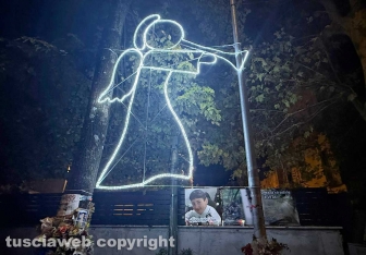 Viterbo - Viale Trieste - Un angelo di luce per ricordare il piccolo Leonardo Cristiani