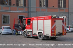 Vigili del fuoco sotto la Prefettura
