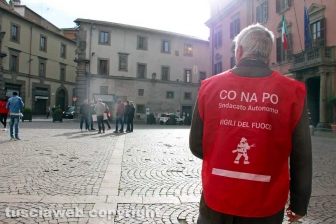 Viterbo - La manifestazione dei Vigili del fuoco del Conapo