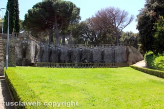 Villa Lante nel degrado