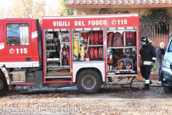 Villetta in fiamme, morto disabile