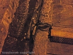 Viterbo assediata dai catafalchi e qualche foto sbiadita