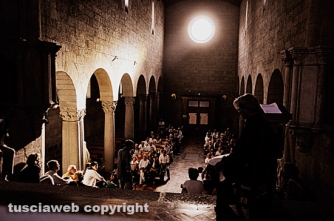 Viterbo bombardata, Viterbo liberata