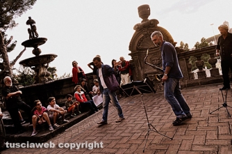 Viterbo bombardata, Viterbo liberata