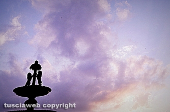 Viterbo bombardata, Viterbo liberata