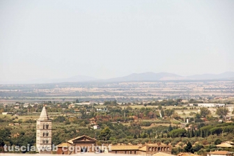 Viterbo dall'alto, dalla cima di Gloria