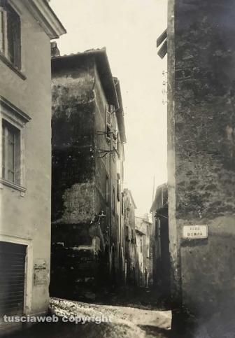 Viterbo - Vicolo di Santa Maria