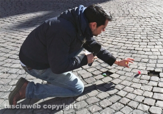 Viterbo famosa per le buche