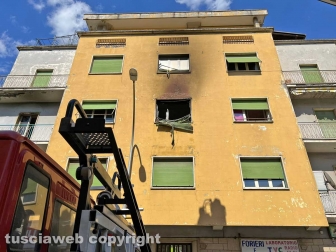 Viterbo - Incendio in un appartamento in via Monte Grappa
