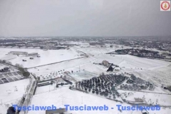 Viterbo e la Tuscia innevate viste dall\'elicottero
