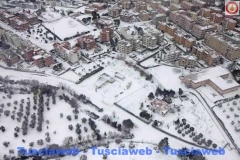 Viterbo e la Tuscia innevate viste dall\'elicottero