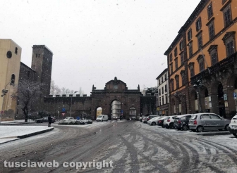 Maltempo - La neve a Viterbo - Porta Fiorentina
