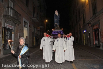 Pasqua - Viterbo - La processione del Cristo morto