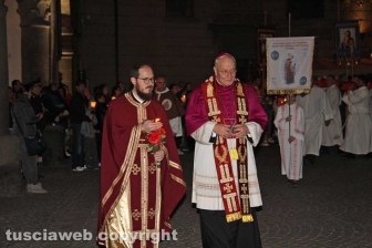 Pasqua - Viterbo - La processione del Cristo morto