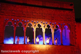 Pasqua - Viterbo - La processione del Cristo morto