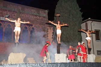 Pasqua - Viterbo - La processione del Cristo morto