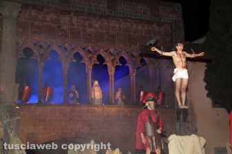 Pasqua - Viterbo - La processione del Cristo morto