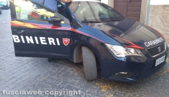 Viterbo - Paura in pieno centro storico, esplode bomba artigianale - L'intervento dei carabinieri