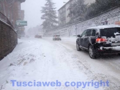 Viterbo sotto la neve - 10 ottobre - ore 10, 20 - foto Giuseppe Ferlicca