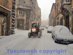 Viterbo sotto la neve - 10 ottobre - ore 10, 20 - foto Giuseppe Ferlicca
