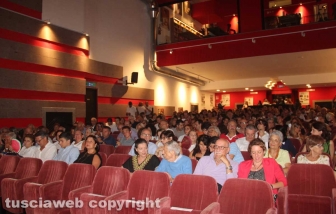 Viterbo - Vittorio Sgarbi racconta Leonardo da Vinci al teatro Caffeina