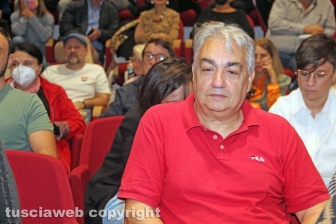 Vladimir Luxuria ai Pirati della bellezza