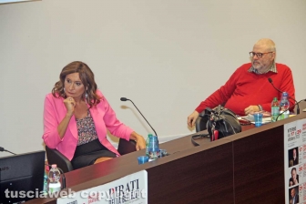 Vladimir Luxuria ai Pirati della bellezza