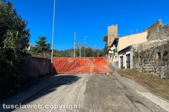 Viterbo - Si apre una voragine in via del Pilastro