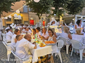White dinner