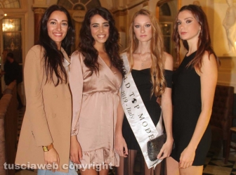 Viterbo - I festeggiamenti in onore di Valentina Beraldo, la vincitrice di World top model Italia