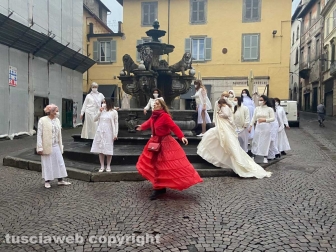 Yarn Bombing e Click! in piazza contro la violenza sulle donne