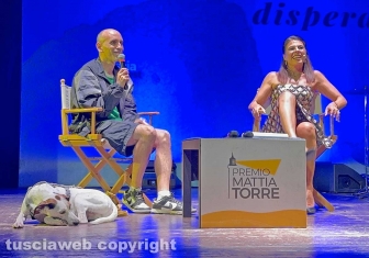 Viterbo - Il premio Mattia Torre - Zerocalcare con Ziggy e Geppi Cucciari